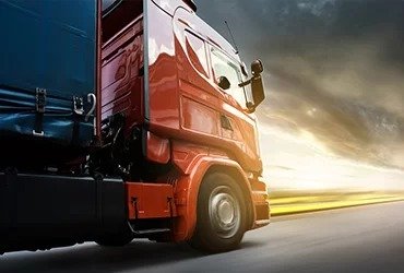 Oman to UAE Cargo Services