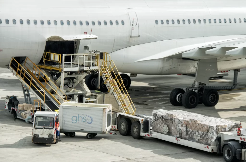 air cargo UAE to Saudi Arabia